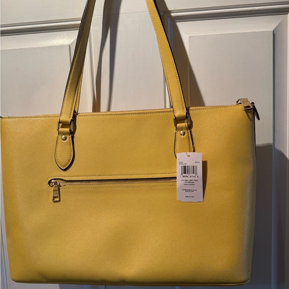 Authentic Coach Yellow Tote! - Picture 3 of 10